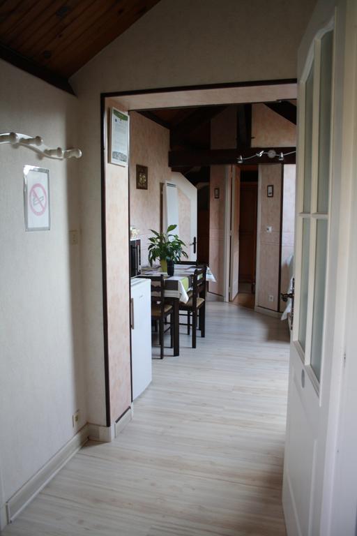 Chambre D'Hotes Les Chenes Chaptelat 客房 照片