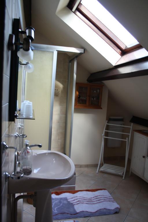 Chambre D'Hotes Les Chenes Chaptelat 客房 照片